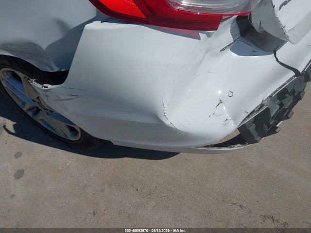 3FA6P0H78GR365615 Ford FUSION SE