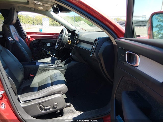 2019 Volvo Xc40 T5 Momentum მანქანა იყიდება აუქციონზე, vin: YV4162UKXK2056235, აუქციონის ნომერი: 45093710