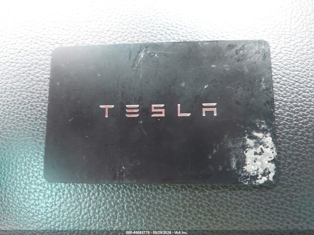 Tesla Model Y 2024 7SAYGDED5RF192793 Image 11