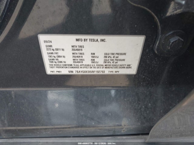 Tesla Model Y 2024 7SAYGDED5RF192793 Image 9