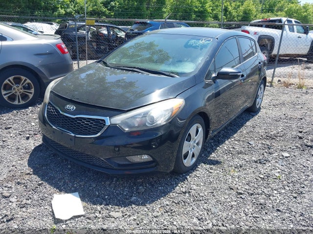45093774 :رقم المزاد ، KNAFK5A89G5570322 vin ، 2016 Kia Forte Lx مزاد بيع