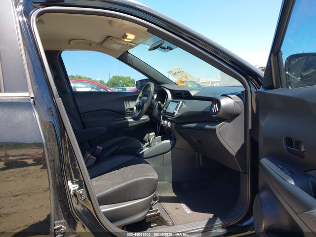2018 Nissan Kicks S მანქანა იყიდება აუქციონზე, vin: 3N1CP5CU1JL530053, აუქციონის ნომერი: 45093804