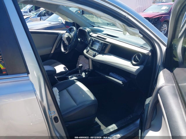 2015 Toyota Rav4 Limited მანქანა იყიდება აუქციონზე, vin: JTMDFREV0FD158414, აუქციონის ნომერი: 45093822