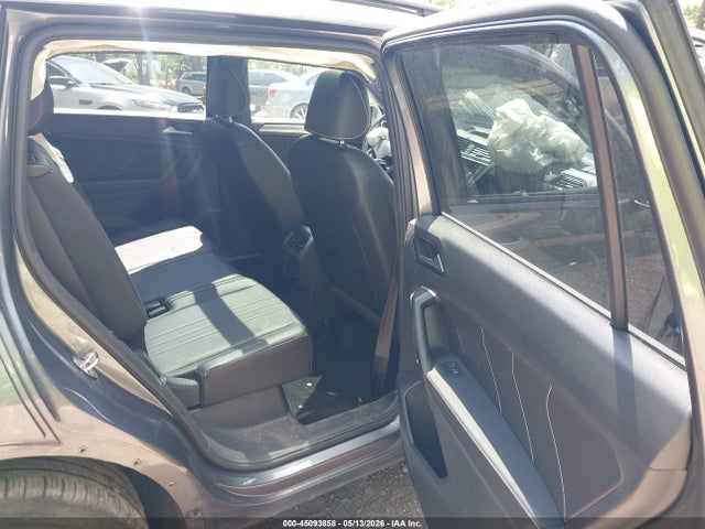 Aukcja sprzedaży 2024 Volkswagen Tiguan 2.0t Se R-line Black, vin: 3VVCB7AX2RM049417, numer aukcji: 45093858