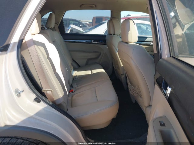 45093866 :رقم المزاد ، 5XYKT4A20BG104895 vin ، 2011 Kia Sorento Lx V6 مزاد بيع