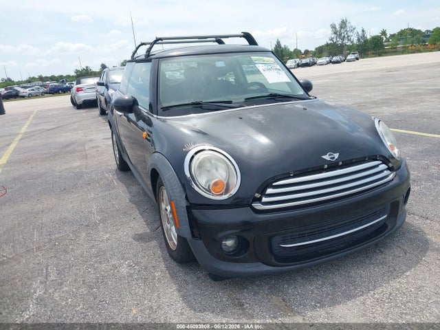 45093908 :رقم المزاد ، WMWSU3C54CT257703 vin ، 2012 Mini Cooper مزاد بيع