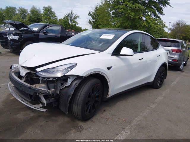 Продажа на аукционе авто 2021 Tesla Model Y Long Range Dual Motor All-wheel Drive, vin: 5YJYGDEE6MF286227, номер лота: 45093914