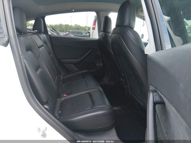 Продажа на аукционе авто 2021 Tesla Model Y Long Range Dual Motor All-wheel Drive, vin: 5YJYGDEE6MF286227, номер лота: 45093914