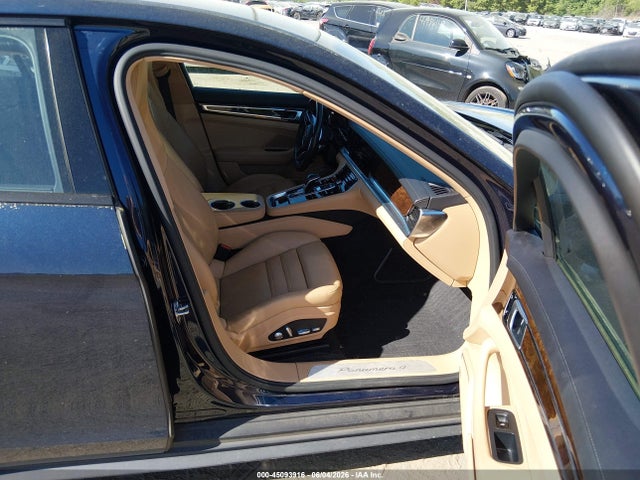 WP0AE2A77JL129219 Porsche Panamera E-hybrid 4