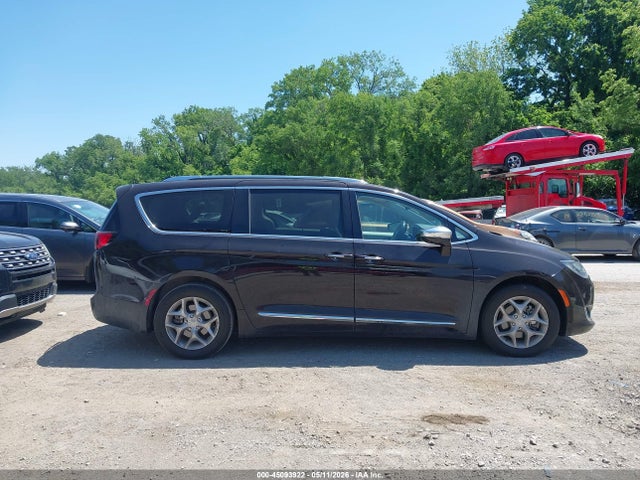 Продажа на аукционе авто 2018 Chrysler Pacifica Limited, vin: 2C4RC1GG6JR117449, номер лота: 45093922