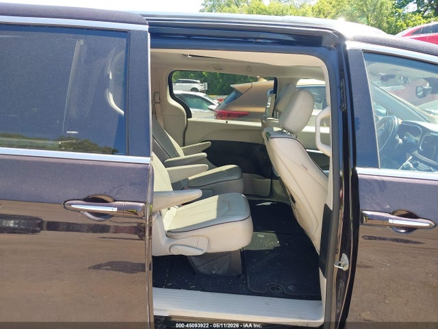 Продажа на аукционе авто 2018 Chrysler Pacifica Limited, vin: 2C4RC1GG6JR117449, номер лота: 45093922