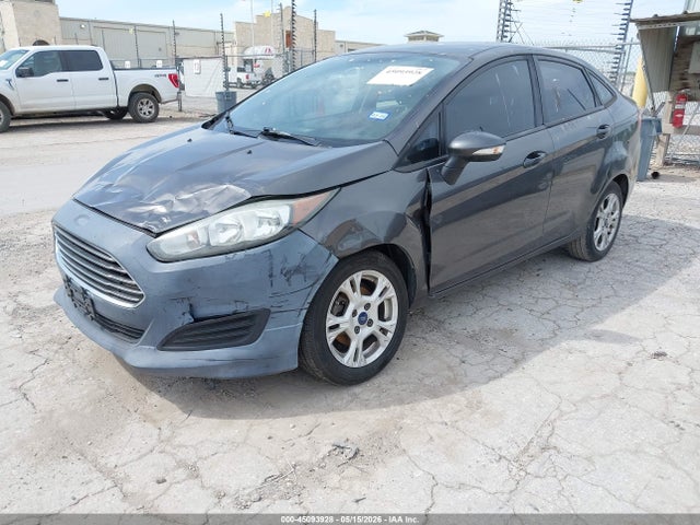 Ford FIESTA SE 2015 3FADP4BJ4FM115111 Image 2