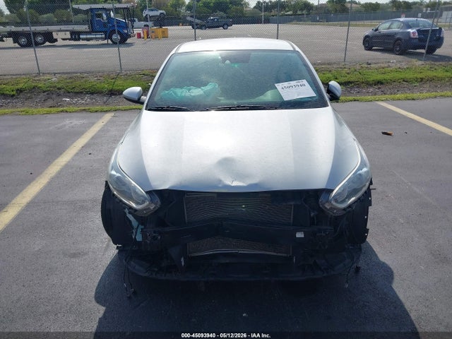 45093940 :رقم المزاد ، 3KPF34AD1KE026532 vin ، 2019 Kia Forte S مزاد بيع