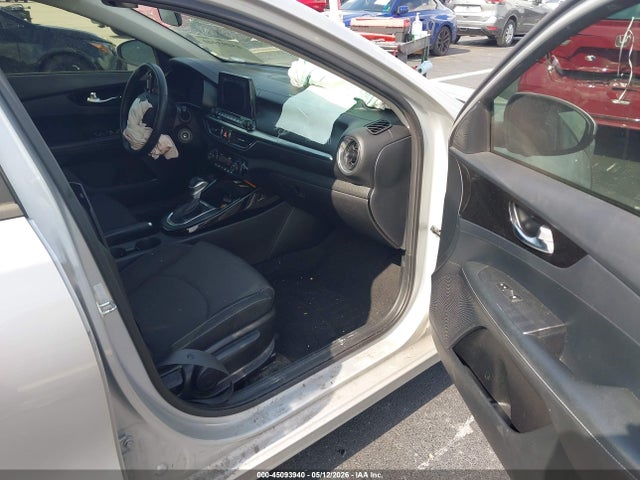 45093940 :رقم المزاد ، 3KPF34AD1KE026532 vin ، 2019 Kia Forte S مزاد بيع