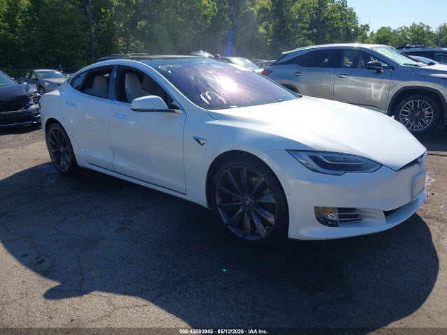Продаж на аукціоні авто 2017 Tesla Model S 100d/60d/75d/90d/p100d, vin: 5YJSA1E25HF190669, номер лоту: 45093945