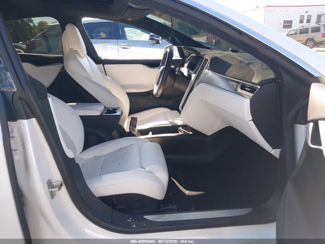 2017 Tesla Model S 100d/60d/75d/90d/p100d მანქანა იყიდება აუქციონზე, vin: 5YJSA1E25HF190669, აუქციონის ნომერი: 45093945