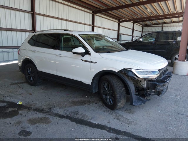 2022 Volkswagen Tiguan 2.0t Se მანქანა იყიდება აუქციონზე, vin: 3VV2B7AX5NM134046, აუქციონის ნომერი: 45093958