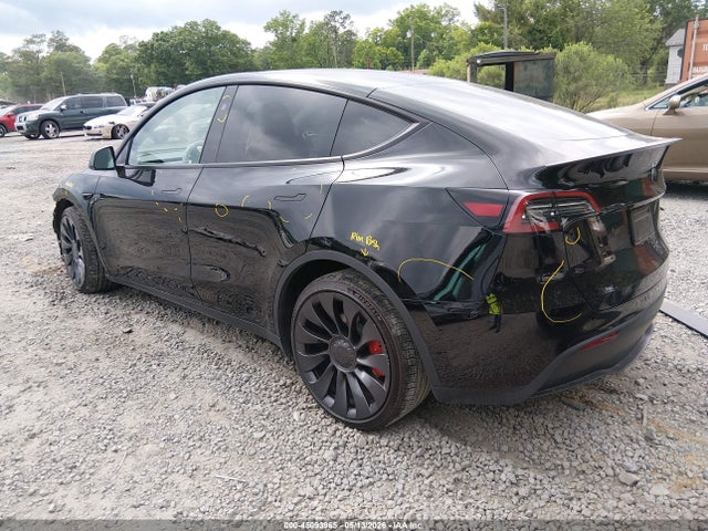 Продажа на аукционе авто 2023 Tesla Model Y Performance Dual Motor All-wheel Drive, vin: 7SAYGDEF3PF825404, номер лота: 45093965