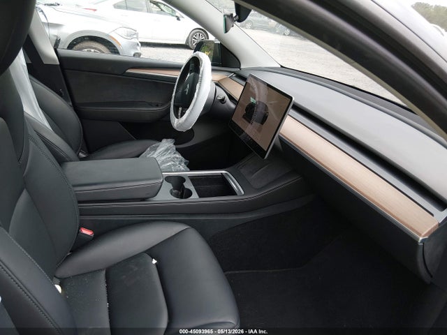 Продажа на аукционе авто 2023 Tesla Model Y Performance Dual Motor All-wheel Drive, vin: 7SAYGDEF3PF825404, номер лота: 45093965