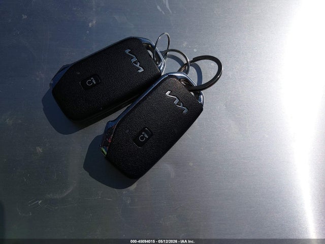 5XXG14J20NG127842 KIA K5 LXS