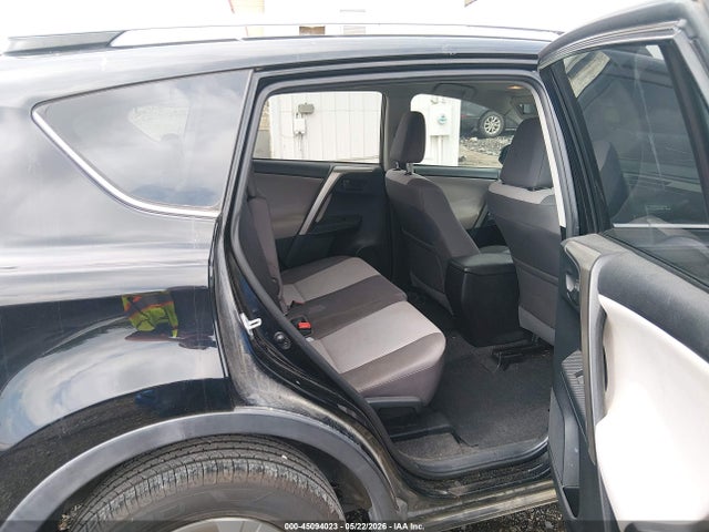Toyota RAV4 LE 2015 2T3ZFREV1FW156115 Image 8
