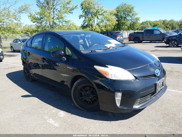 Продаж на аукціоні авто 2014 Toyota Prius Three, vin: JTDKN3DU8E1758694, номер лоту: 45094028