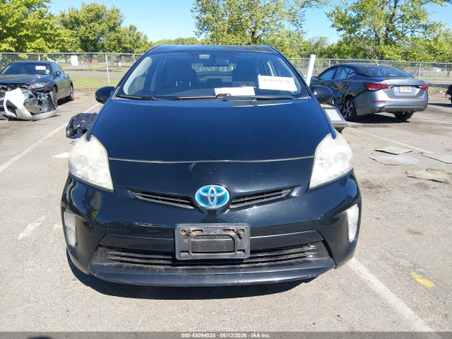 45094028 :رقم المزاد ، JTDKN3DU8E1758694 vin ، 2014 Toyota Prius Three مزاد بيع