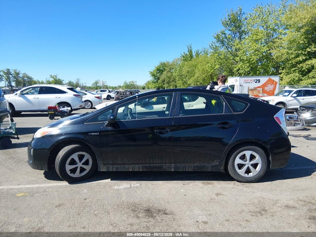 45094028 :رقم المزاد ، JTDKN3DU8E1758694 vin ، 2014 Toyota Prius Three مزاد بيع