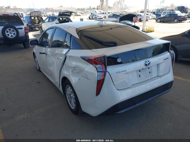 Toyota Prius Two 2016 JTDKBRFU8G3008275 Image 3