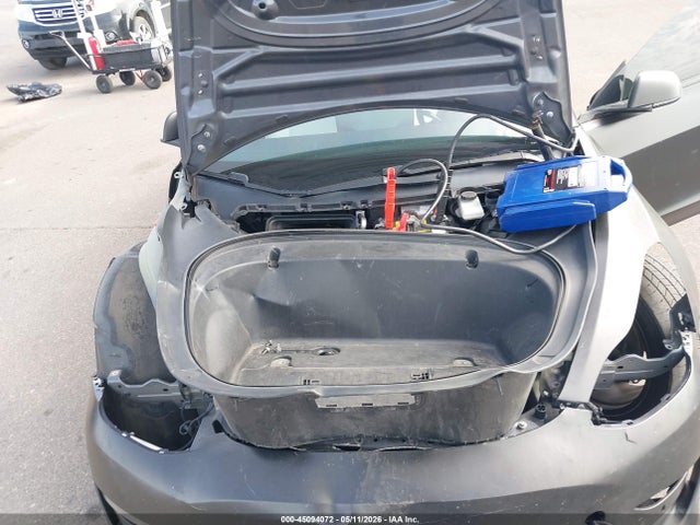 2018 Tesla Model 3 Long Range/performance მანქანა იყიდება აუქციონზე, vin: 5YJ3E1EB7JF183964, აუქციონის ნომერი: 45094072