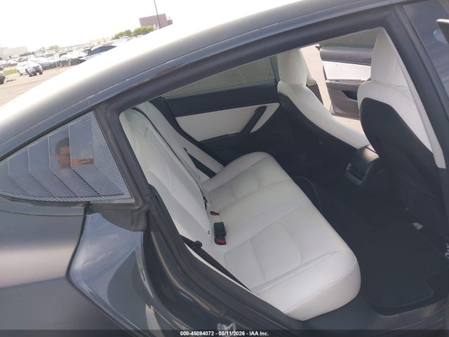 2018 Tesla Model 3 Long Range/performance მანქანა იყიდება აუქციონზე, vin: 5YJ3E1EB7JF183964, აუქციონის ნომერი: 45094072