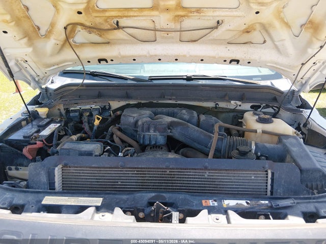 Ford F-350 Chassis Xl 2015 1FDRF3H68FED30816 Image 10