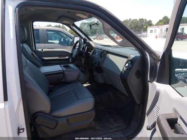 Ford F-350 Chassis Xl 2015 1FDRF3H68FED30816 Image 5
