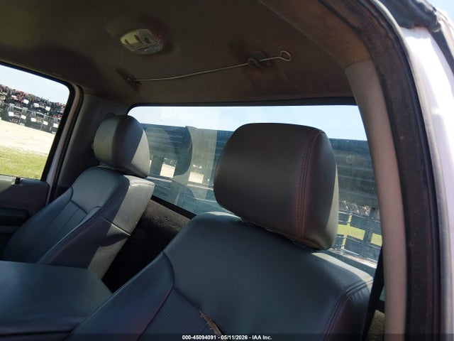 Ford F-350 Chassis Xl 2015 1FDRF3H68FED30816 Image 8
