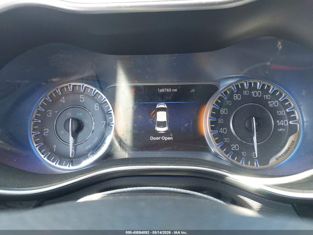 2015 Chrysler 200 C მანქანა იყიდება აუქციონზე, vin: 1C3CCCEGXFN673759, აუქციონის ნომერი: 45094092