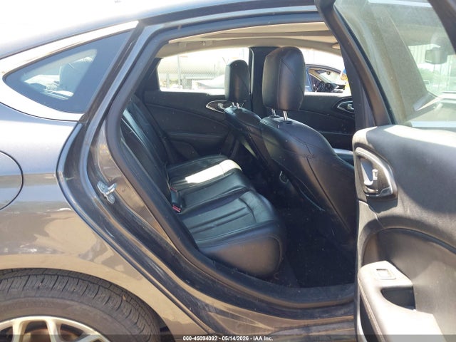 2015 Chrysler 200 C მანქანა იყიდება აუქციონზე, vin: 1C3CCCEGXFN673759, აუქციონის ნომერი: 45094092