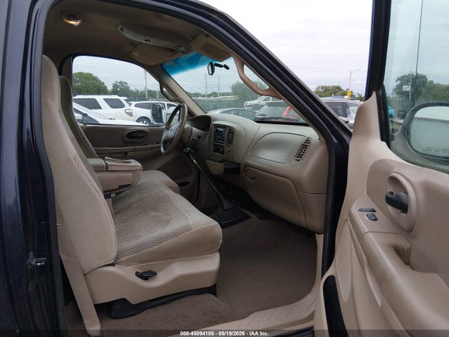 45094105 :رقم المزاد ، 1FTZF17291NA22831 vin ، 2001 Ford F-150 Xl/xlt مزاد بيع