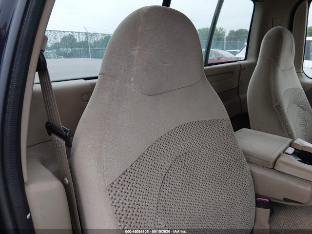 45094105 :رقم المزاد ، 1FTZF17291NA22831 vin ، 2001 Ford F-150 Xl/xlt مزاد بيع