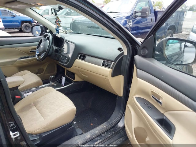Продаж на аукціоні авто 2017 Mitsubishi Outlander Se, vin: JA4AZ3A34HZ038255, номер лоту: 45094158