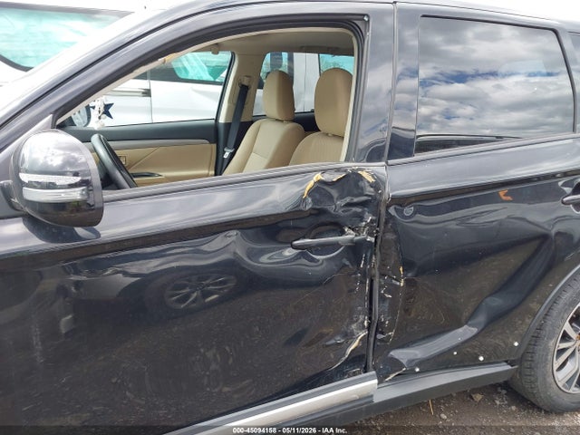 Продаж на аукціоні авто 2017 Mitsubishi Outlander Se, vin: JA4AZ3A34HZ038255, номер лоту: 45094158