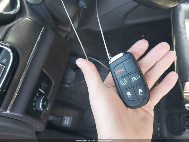 Продажа на аукционе авто 2019 Jeep Grand Cherokee Overland 4x4, vin: 1C4RJFCG2KC589814, номер лота: 45094178