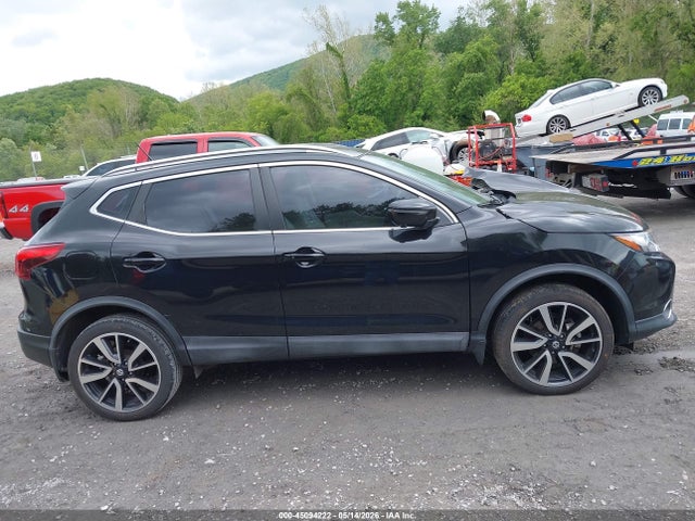 45094222 :رقم المزاد ، JN1BJ1CP6HW008703 vin ، 2017 Nissan Rogue Sport Sl مزاد بيع