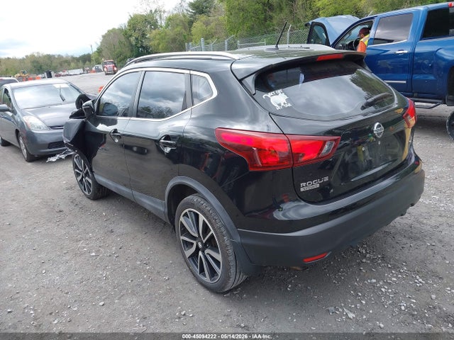 45094222 :رقم المزاد ، JN1BJ1CP6HW008703 vin ، 2017 Nissan Rogue Sport Sl مزاد بيع