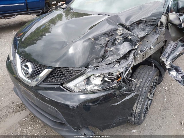 45094222 :رقم المزاد ، JN1BJ1CP6HW008703 vin ، 2017 Nissan Rogue Sport Sl مزاد بيع