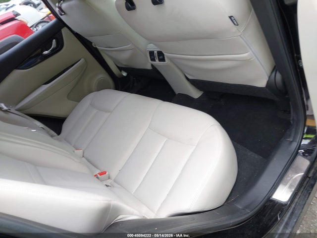 45094222 :رقم المزاد ، JN1BJ1CP6HW008703 vin ، 2017 Nissan Rogue Sport Sl مزاد بيع