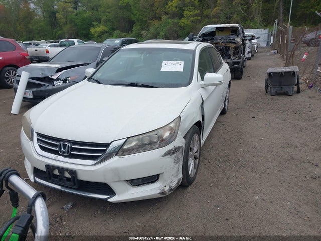 45094224 :رقم المزاد ، 1HGCR3F92FA004646 vin ، 2015 Honda Accord Touring مزاد بيع