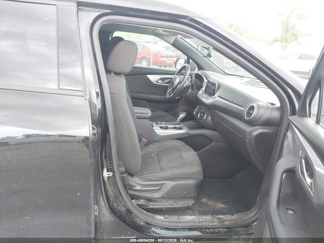 45094258 :رقم المزاد ، 3GNKBHRS3MS568352 vin ، 2021 Chevrolet Blazer Awd 2lt مزاد بيع