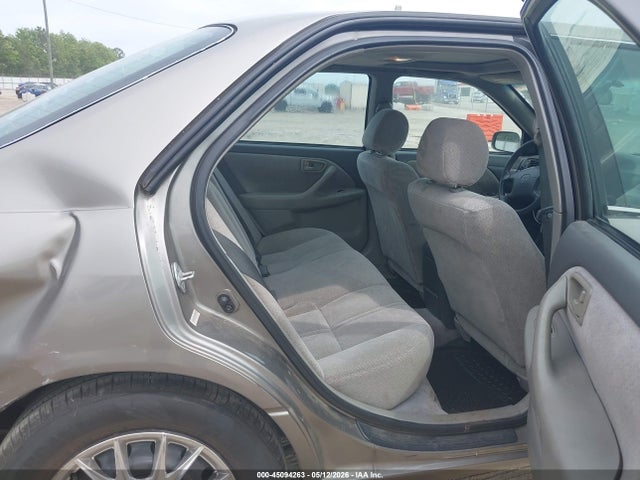 Продажа на аукционе авто 2001 Toyota Camry Le V6, vin: 4T1BF22K51U122764, номер лота: 45094263