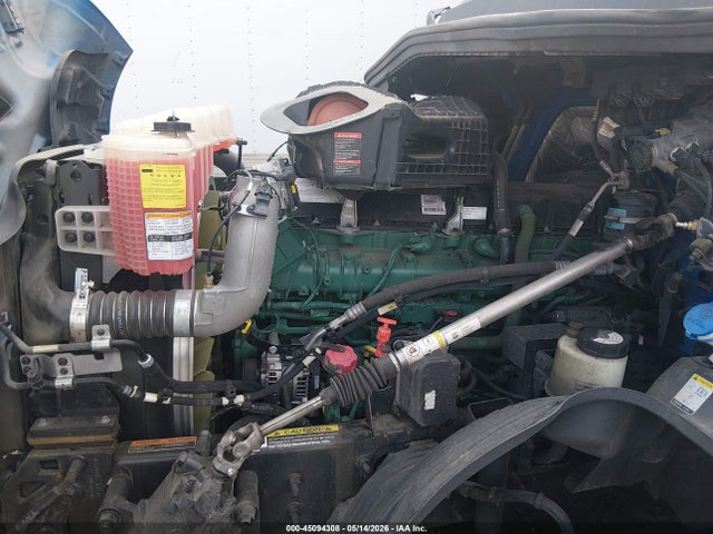 Продажа на аукционе авто 2026 Volvo New Vnl, vin: 4V4BC9EH1TN698326, номер лота: 45094308