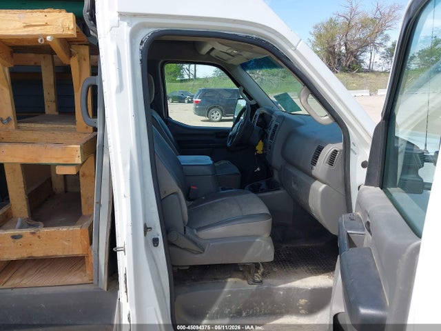 1N6AF0LY9EN107804 Nissan Nv Cargo Nv2500 Hd Sv V8